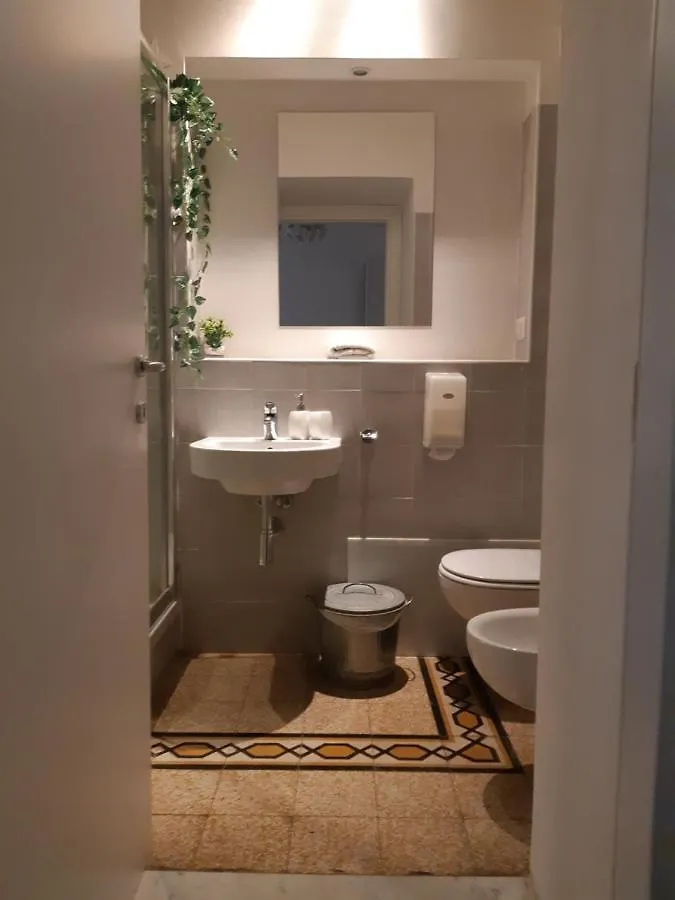 Cagliari D'Amare Via Roma Hotel Italy