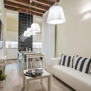 Pensión Luxuryenne, Cagliari