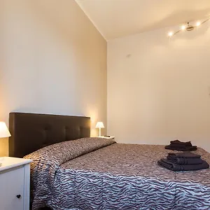 Pensión Cagliaritane Notti In Centro, Cagliari